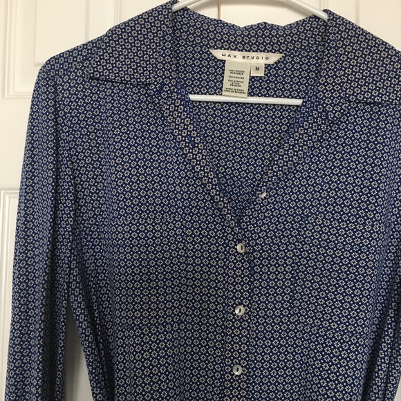 Beautiful Spring/Summer Dress! - Picture 3 of 5